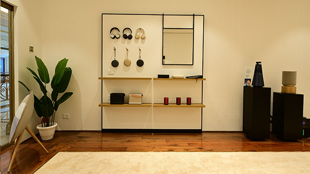 Bang & Olufsen