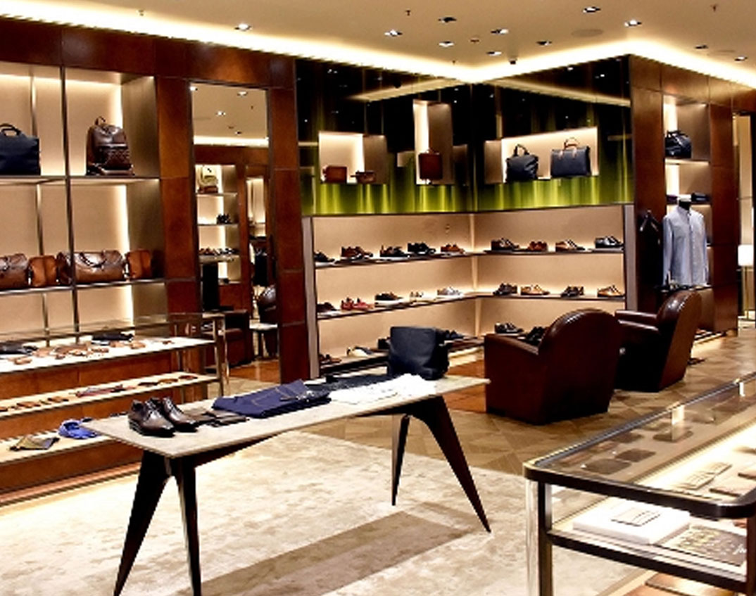 Versace opens in Delhi's DLF Emporio